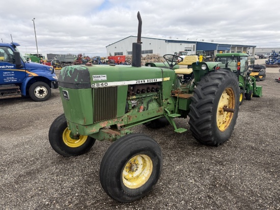 John Deere 2840