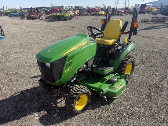 John Deere 1025R