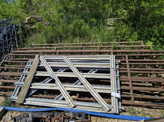 Aluminum & Steel Gate Panels