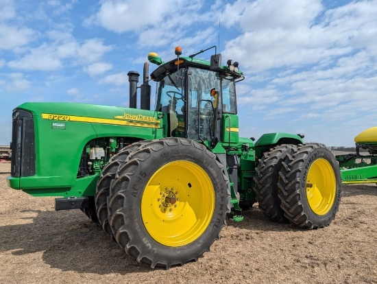 2007 John Deere 9220