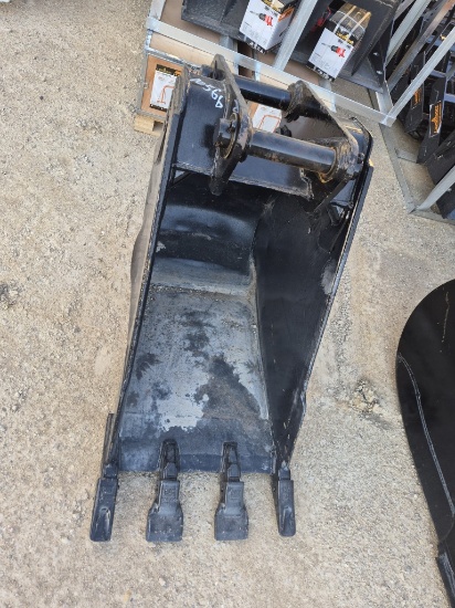 CAT Excavator Toothed Bucket