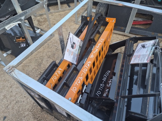 LandHonor HPF-11-3000G Skid Steer Hydraulic Forks