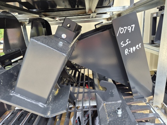 Wolverine RPR-12-72W Skid Steer Ripper