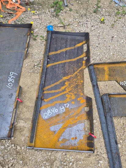 Heavy Duty Skid Steer Attachment Plate