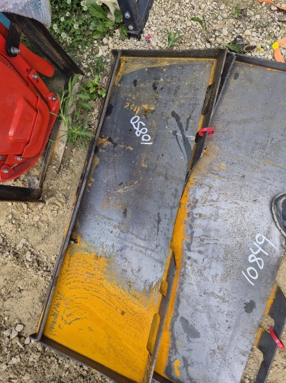 Skid Steer Attachment Plate
