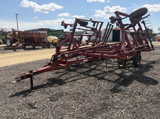 International 4800 Vibrashank