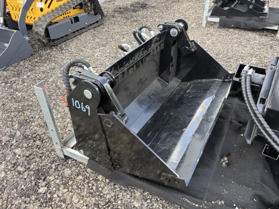 SDLanch Mini Skidsteer 4 in 1 Bucket