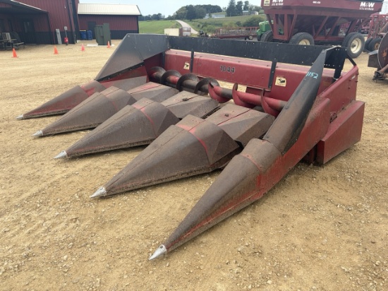 International 1044 Corn Head