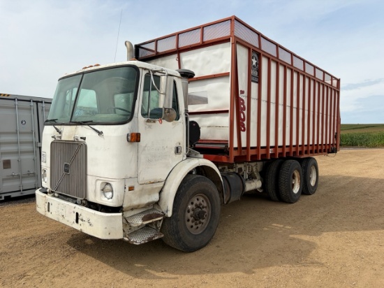 1999 Volvo Silage Truck