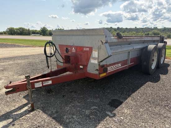 Hesston S320 Spreader