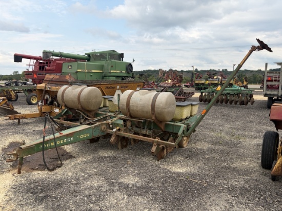 John Deere 7000 Planter
