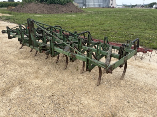 John Deere C 11 Cultivator