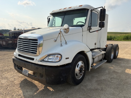 2002 Freightliner Columbia
