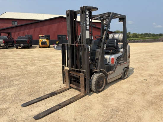 Nissan 50 Forklift