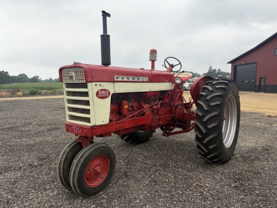 Farmall 560 Tractor