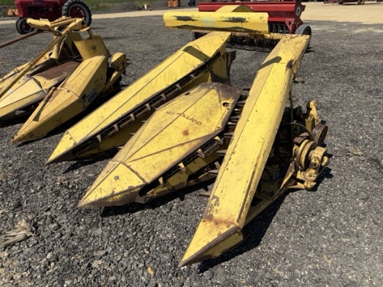 New Holland 880 Corn Head
