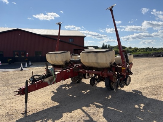 White 5100 Planter