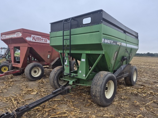 Brent 440 Grain Cart