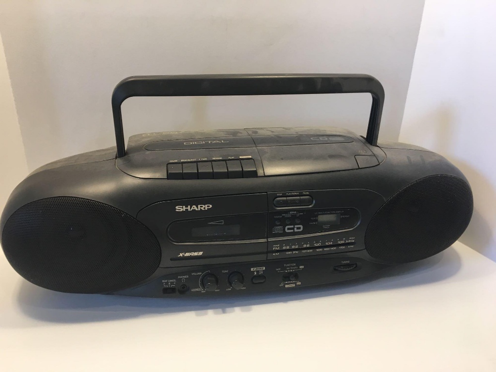 SHARP(QT-CD7) stereo radio cassette recorder/CD player | Computers &  Electronics TV, Video & Audio Portable Audio & Accessories | Online  Auctions | Proxibid