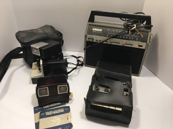 Vintage VIEW MASTER/disk, vintage Polaroid camera, vintage radio, vintage cassette player