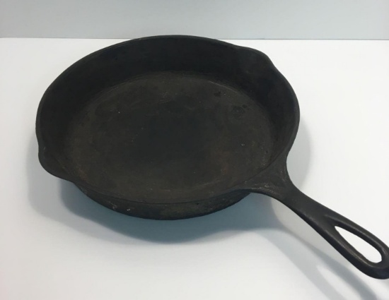 Cast iron WAGNER WARE skillet