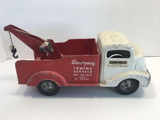 Vintage pressed metal SMITH MILLER Emergency Tow Truck