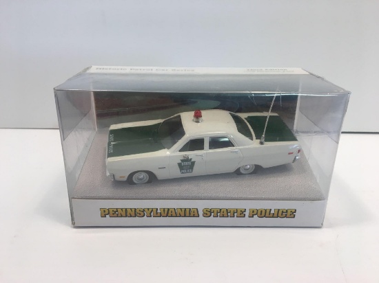 Die cast car PENNSYLVANIA STATE POLICE - 1969 PLYMOUTH FURY #3 - WHITE ROSE 1:43 SCALE