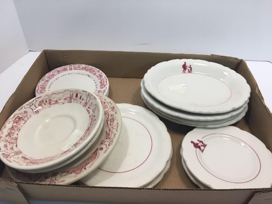 Vintage HOWARD JOHNSON plates/saucers