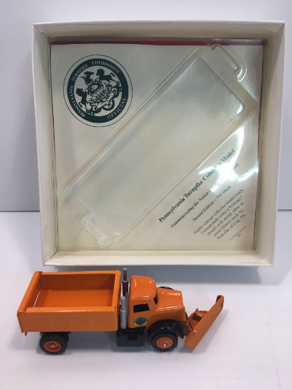 WINROSS die cast collectible (Pennsylvania Turnpike Commission snowplow truck)
