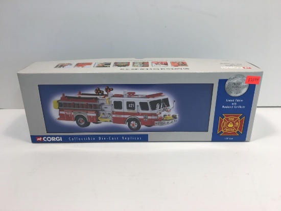 Corgi die cast Fire Truck(US52208 E-1 Side Mount Fairfax County Fire Department)
