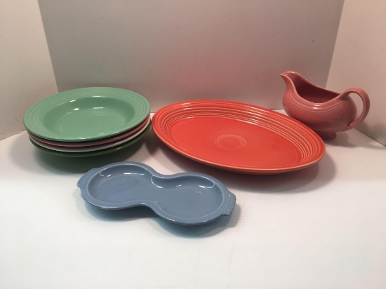 Homer Laughlin Fiestaware bowls, gravy boat, serving platter, more (matching lots 474-478)