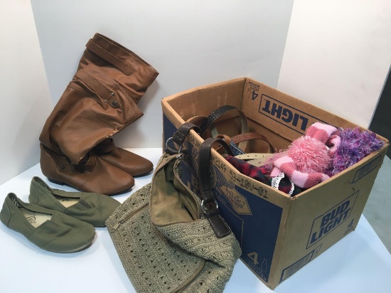 Ladie's accessories(purse,boots,shoes 6/7,scarves,belts,more)