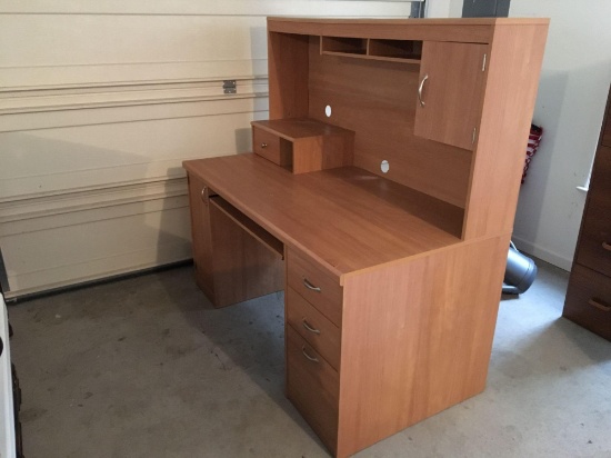 Faux wood desk