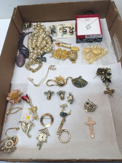 Costume jewelry (includes necklaces,earrings,more)