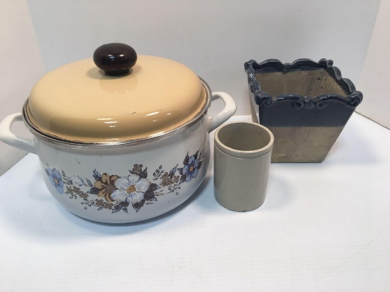 Stock pot/lid,stoneware flower pot,more