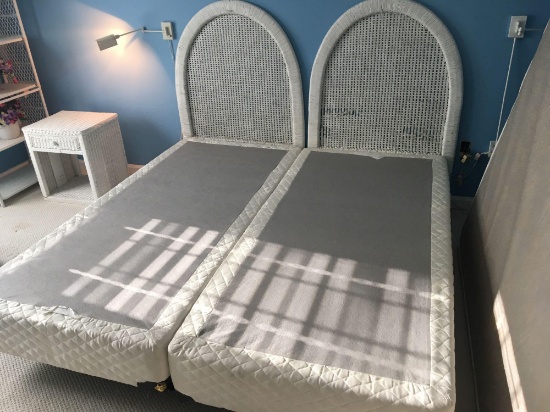 King size bed frame/wicker headboard(NO MATRESS)(matches lots 9,10,11,12)
