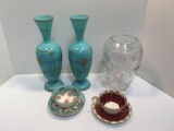 Vases,2- bone china teacups/saucers