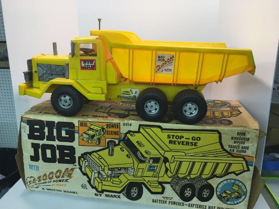 big plastic dump truck toy