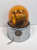 Vintage FEDERAL BEACON RAY (model 17) emergency light
