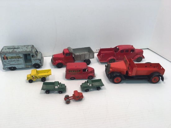 Die cast and tin/litho trucks(1- TECHNO,2- TOOTSIETOY)