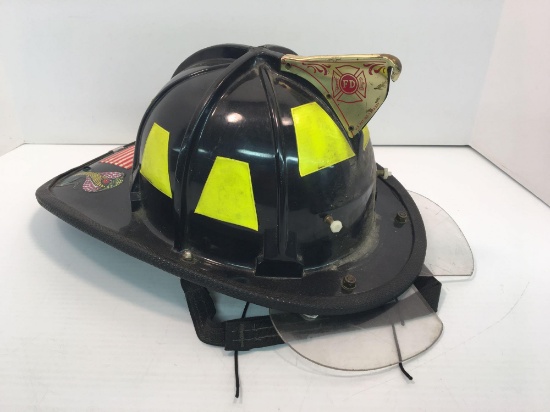 CAIRNS fire helmet