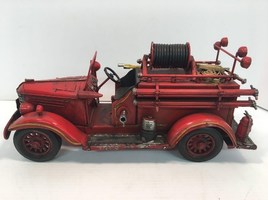 Metal collectible fire truck