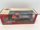 FIRST GEAR die cast metal replica PENNA TURNPIKE dump truck/plow(69-0105)