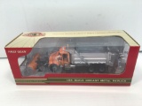 FIRST GEAR die cast metal replica PENNA TURNPIKE dump truck/plow(69-0105)