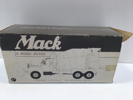 FIRST GEAR die cast 1960 MACK B-Model Mixer