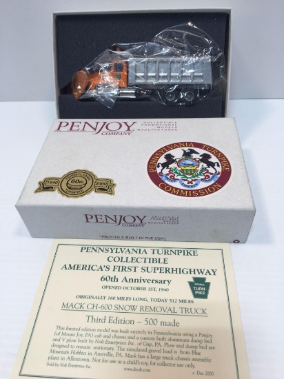 PENJOY die cast 60th Anniversary PA TURNPIKE COMMISSION MACK CH-600 Snow removal truck(NIB)