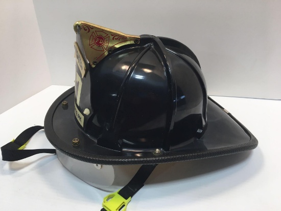 CAIRNS fire helmet/plastic front shield(47 ROBERTS PARK)