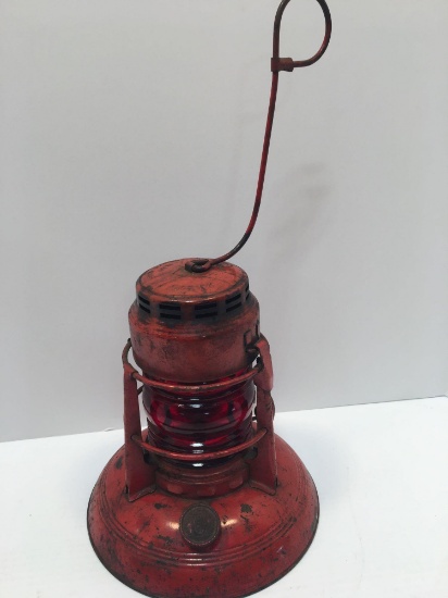 Vintage DIETZ No 40 TRAFFIC GARD lantern