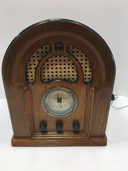 Spirit of St Louis collectors edition radio (model 543655)
