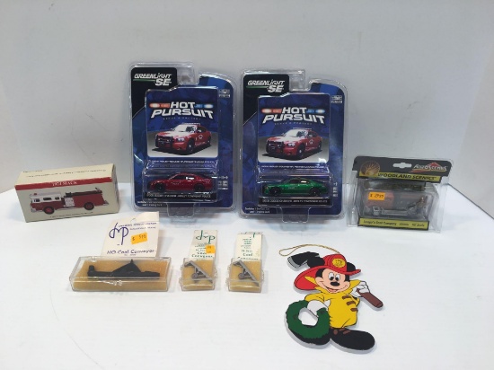 Die cast police cars,HO scale and N scale train accessories,more